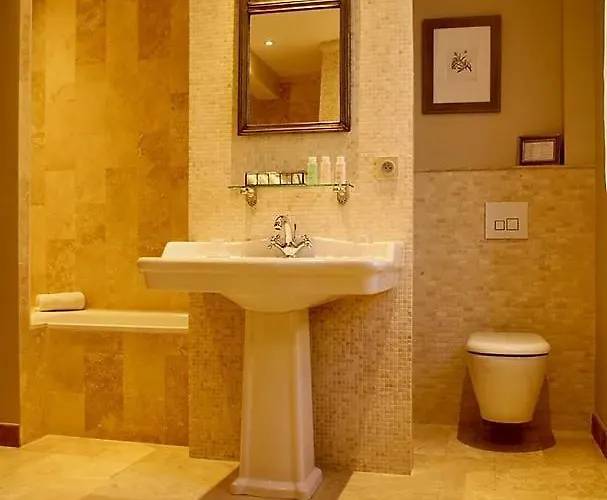 La Mazarin Отель 5*