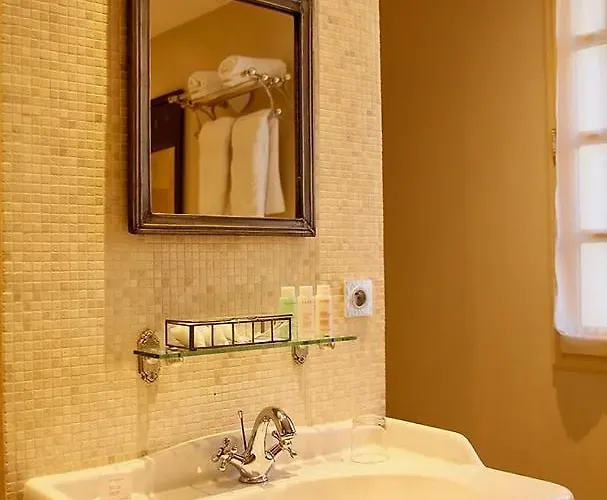 La Mazarin Отель