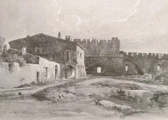 Отель La Mazarin Эг-Морт