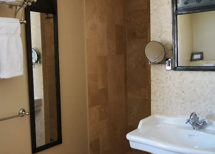 Отель La Mazarin 5*