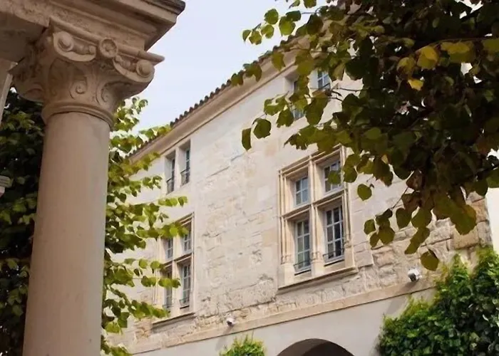 La Mazarin Отель Эг-Морт