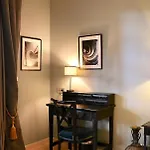 La Mazarin Hotel