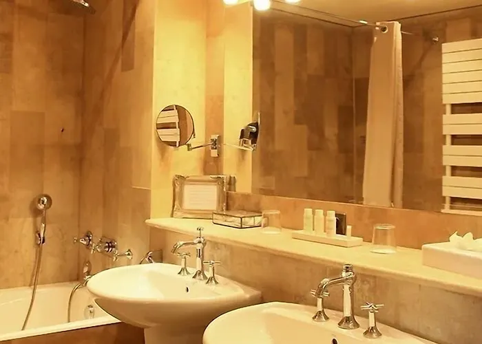 La Mazarin Hotel Aigues-Mortes